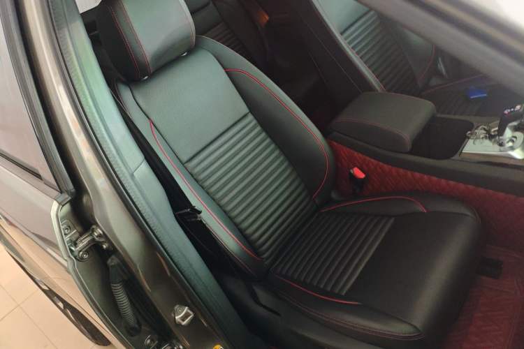 Used Land Rover Discovery Sport 2023 249 PS R-Dynamic S Performance Edition