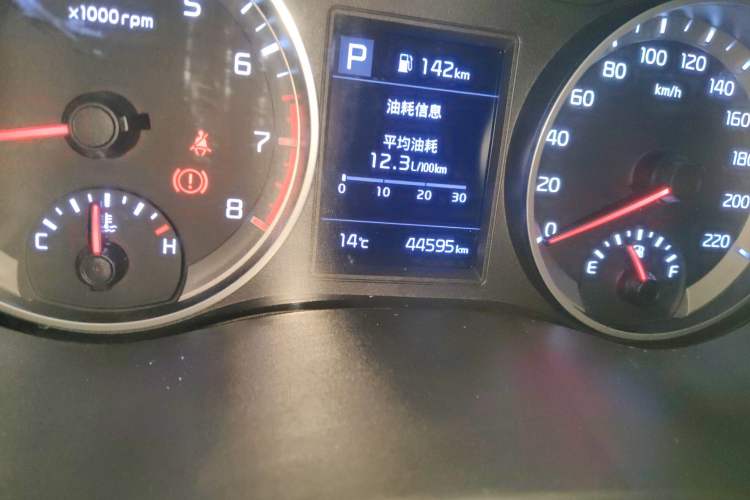 Used Kia kx1 Stonic 2021 1.4L CVT Fun & Sunroof Model