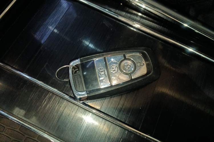 Used Lincoln Aviator 2023 3.0T V6 Four-Wheel Drive Luxury Cruise Version Six Seats