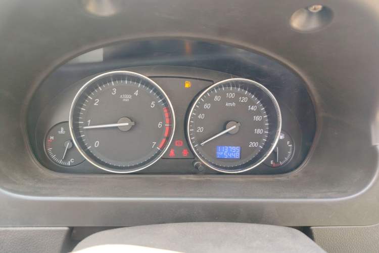 Used BAIC Weiwang M30 2015 1.5L Basic Version DAM15 Instrument Cluster