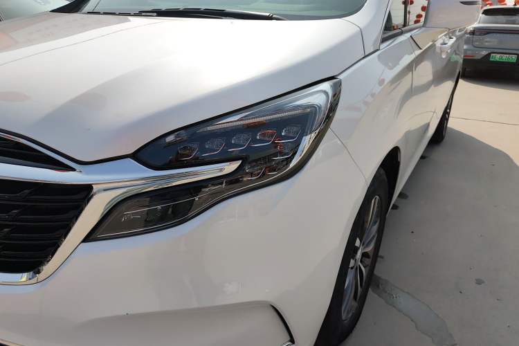 Used Buick GL8 2022 ES Landtrek 653T Comfort Edition Left Front Headlight