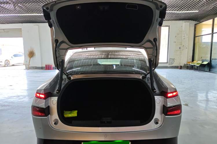 Used XPeng P7 2023 P7i 702 Pro
