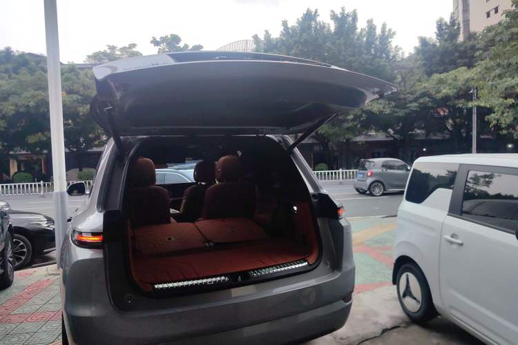 Used Li Auto L9 2024 Ultra Model
