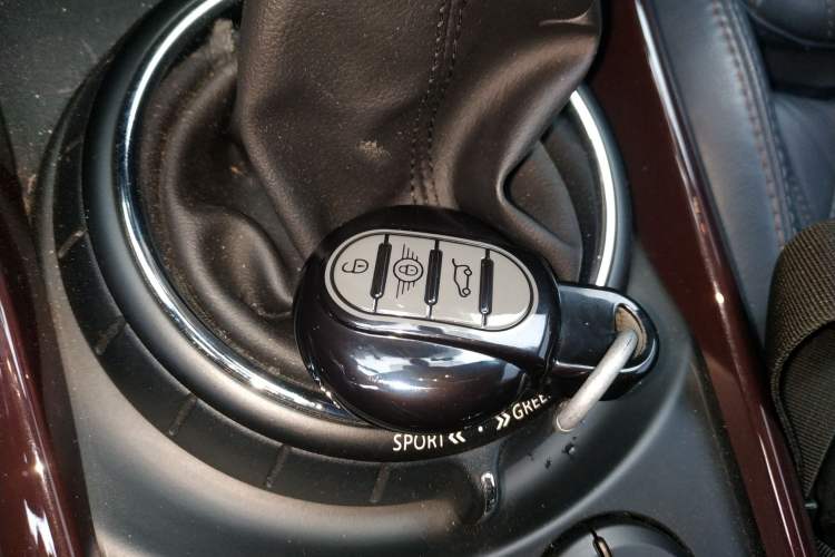 Used MINI Clubman 2016 Revised Version 1.5T COOPER Connoisseur Edition