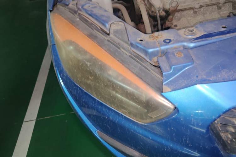 Used Oley 2012 Sedan 1.5L Automatic Comfort Model Right Front Headlight