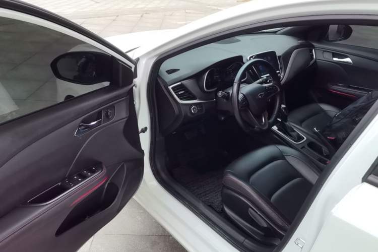 Used Chevrolet Monza 2020 Light Hybrid RS 330T Automatic Comfort Edition
