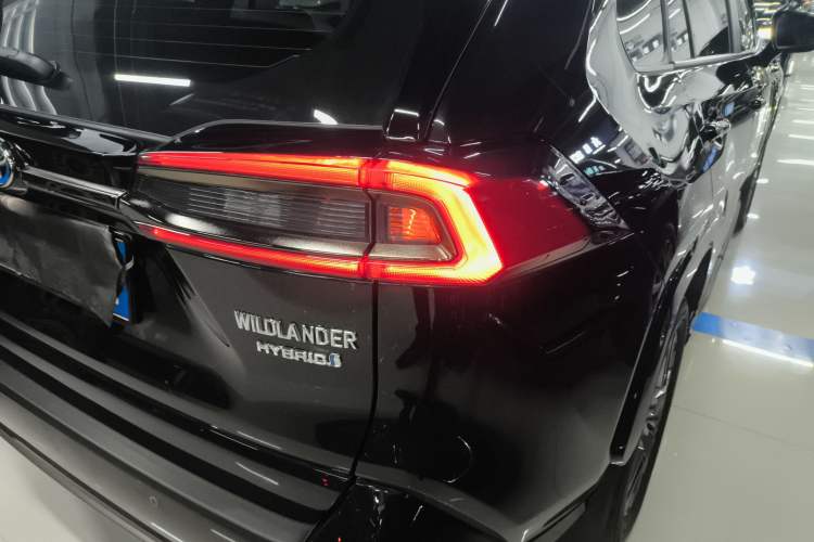 Used Toyota Wildlander 2024 Dual-Motor 2.5L E-CVT Two-Wheel Drive Luxury PLUS Edition