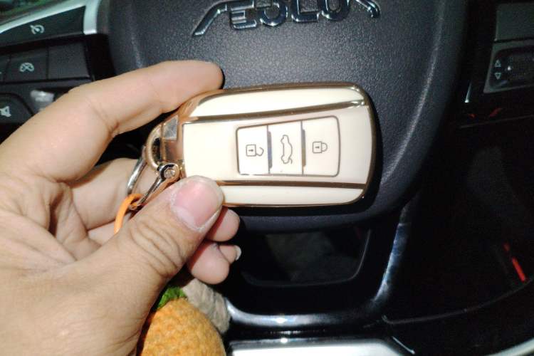 Used Dongfeng Aeolus Yixuan 2021 230T Automatic ZuiFeng Edition Interior 1