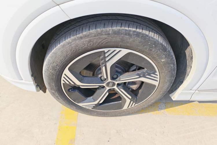 Used Audi Q4 e-tron 2023 40 e-tron Creation Edition Midnight
