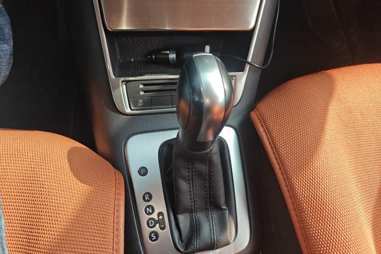 Used Volkswagen Tiguan L 2016 300TSI Automatic Two-Wheel Drive Trend Edition