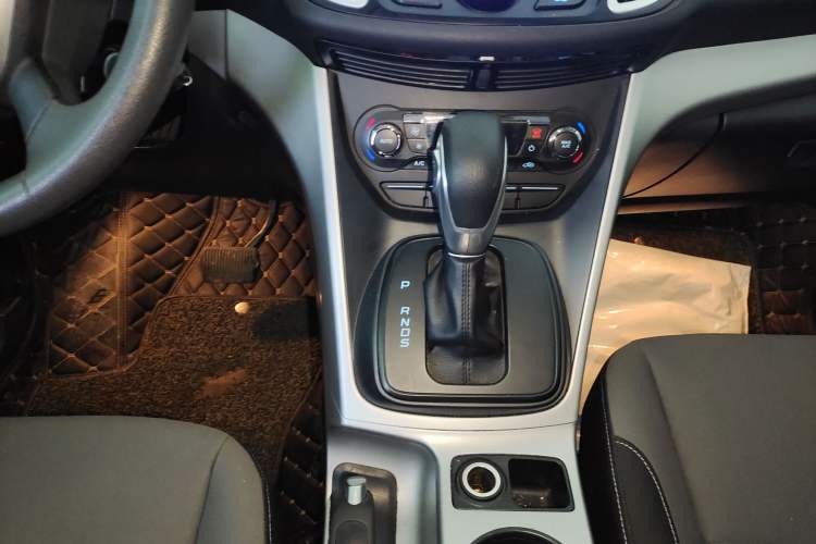 Used Ford Kuga 2015 1.5L GTDi Two-Wheel-Drive Comfort Model