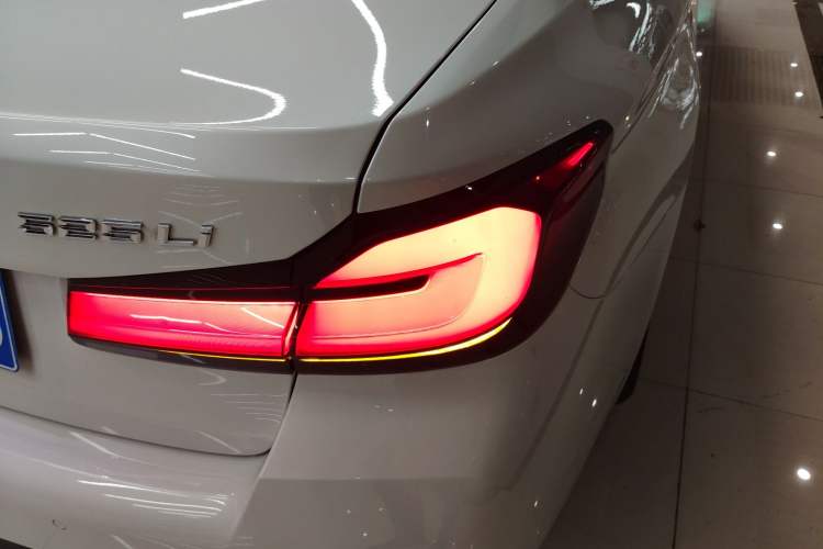 Used BMW 5 Series 2022 Restyled 525Li M Sport Package
