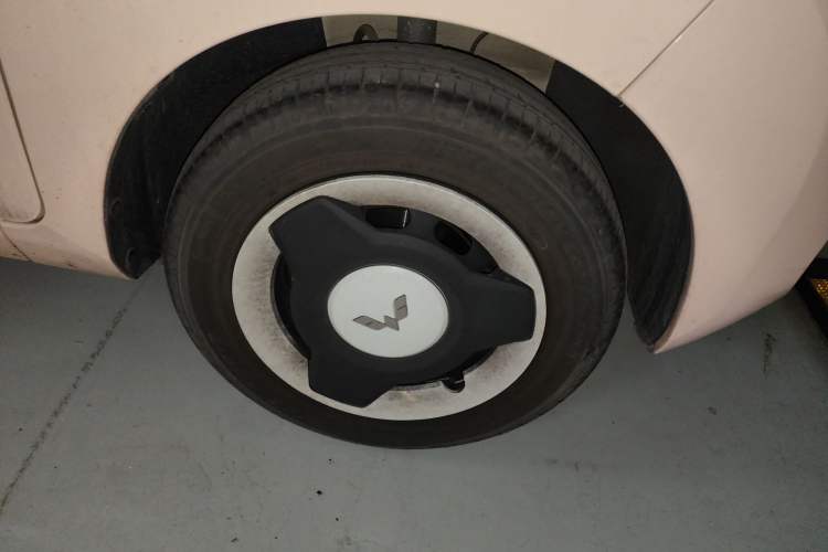 Used Wuling Hongguang MINIEV 2022 Macaron Premium Model – Lithium Iron Phosphate
