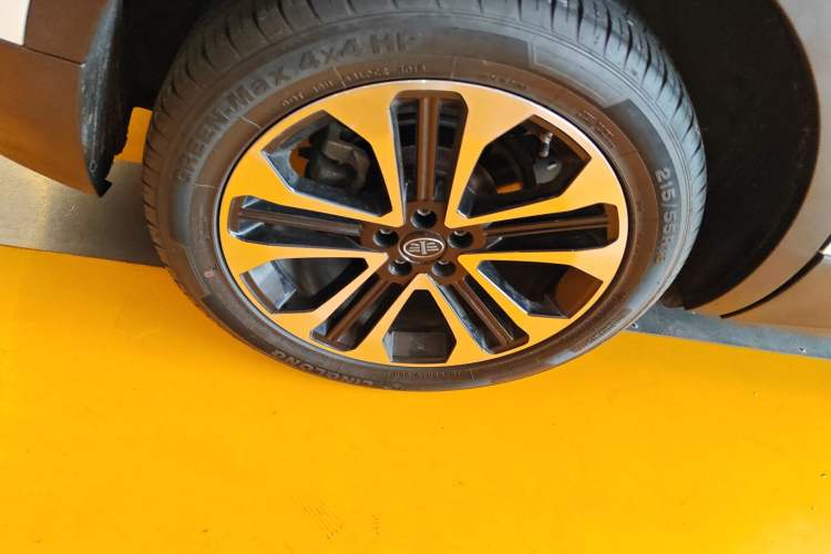 Used FAW Junpai D80 2019 TD220 Automatic Tech Model Exterior 5