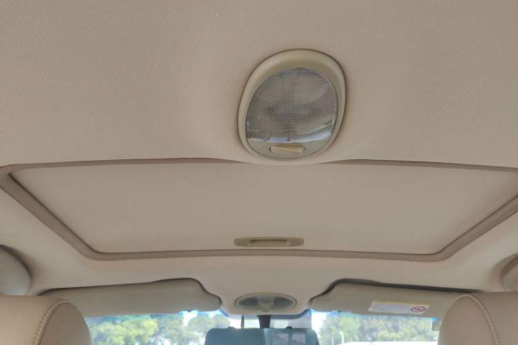 Used Buick Excelle 2013 1.5L Manual Classic Model Headliner