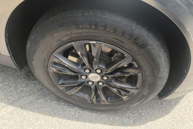 Used Cadillac XT5 2021 28T Tech Edition