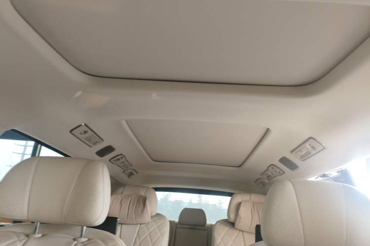 Used Denza D9 2024 DM-i 980 Four-Wheel Drive Flagship Model