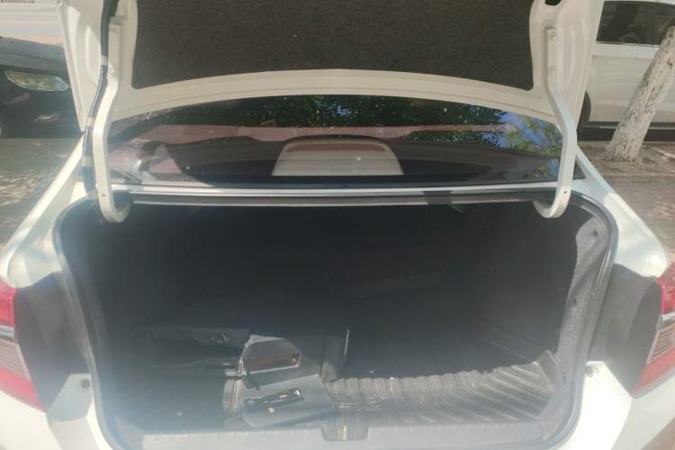 Used Honda Greiz 2016 1.5L CVT Classic Edition
