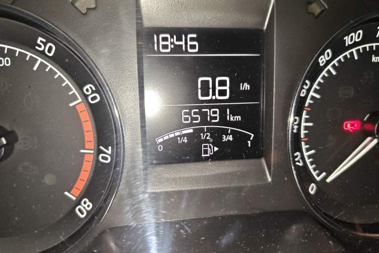 Used Skoda Rapid Spaceback 2016 1.6L Manual Trend Edition
