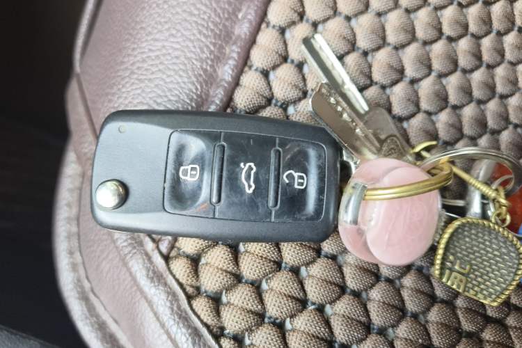 Used Volkswagen Lavida 2017 230TSI DSG Comfort Edition Vehicle Key