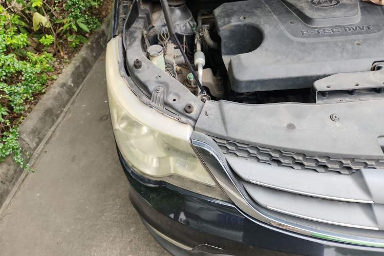 Used Baojun 730 2014 1.5L manual Comfort version 7 seats