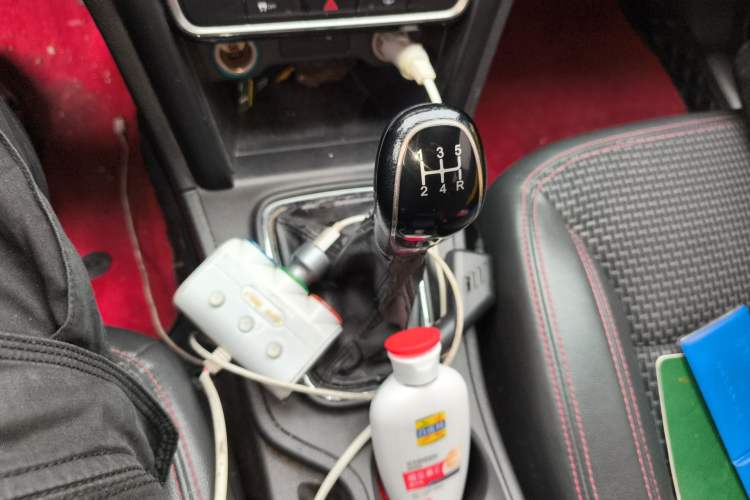 Used Chery Tiggo 3 2016 1.6L Manual ZhiShang Edition