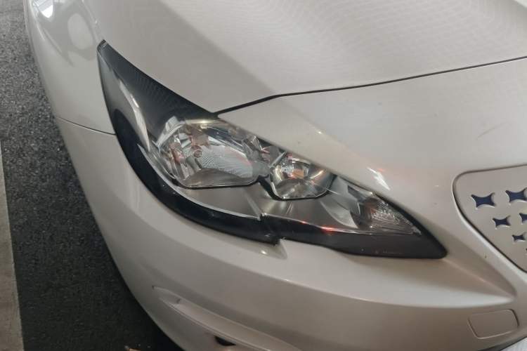 Used Dongfeng Fukang ES600 2022 T3 Custom Edition
