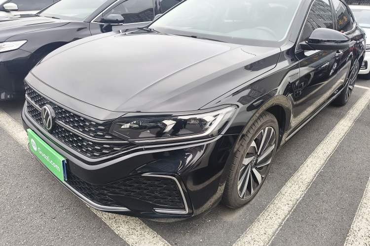 Used Volkswagen Passat 2022 330TSI Starry Elite Edition Custom Version