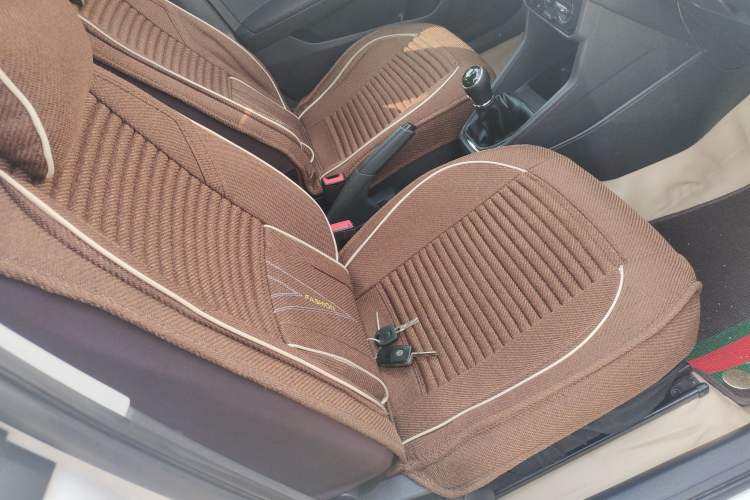 Used Volkswagen Jetta 2017 1.4L Manual Fashion Edition