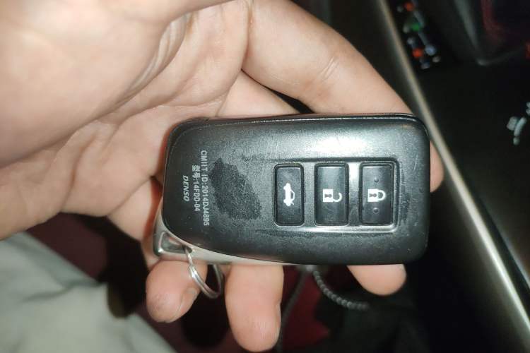 Used Lexus IS 2015 200t F SPORT
