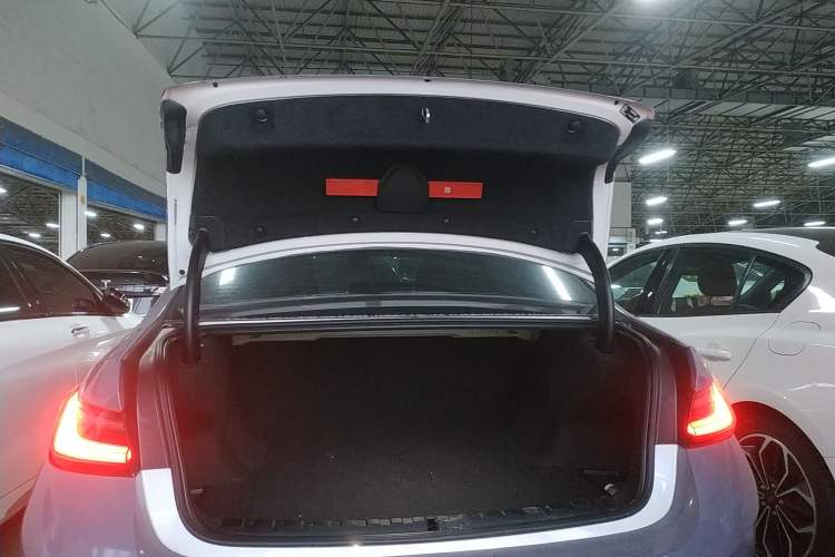 Used BMW i3 2025 eDrive 35 L