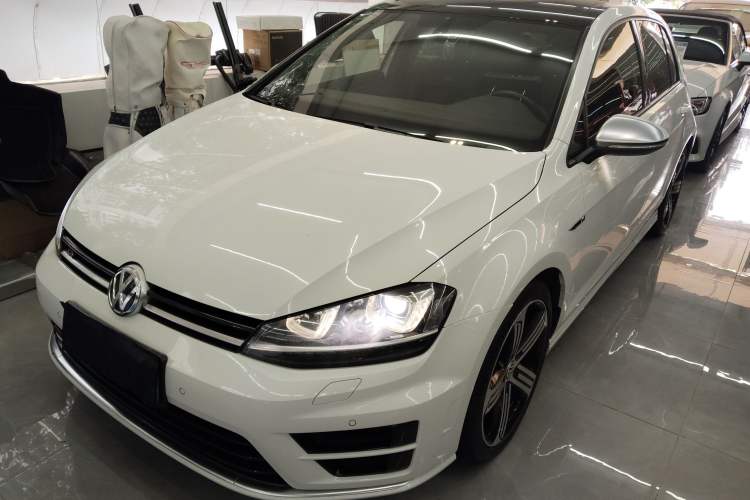 Used Volkswagen Golf 2015 2.0 TSI R