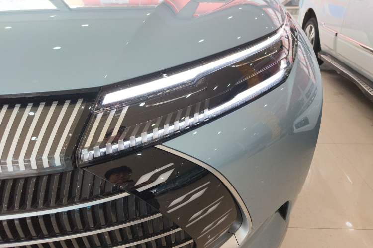 Used BYD Frigate 07 2023 DM-p 175 km Four-Wheel Drive Flagship Model