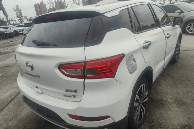 Used GAC Trumpchi GS4 2017 235T Manual Two-Wheel Drive Luxury Edition