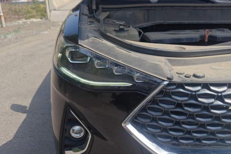 Used Haval F7 2020 1.5T Two-Wheel Drive i-Trend Right Front Headlight