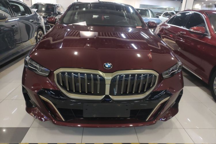 Used BMW 5 Series 2024 530Li Luxury Edition M Sport Package