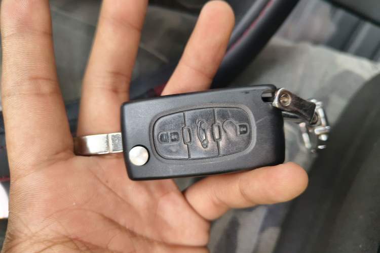 Used Peugeot 308 2014 Enjoy Edition Classic 1.6L Manual YouShang Model
