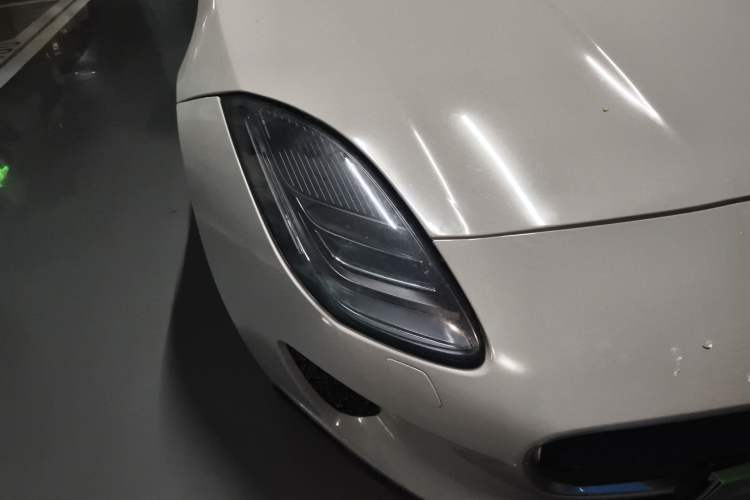 Used Jaguar F-TYPE 2019 2.0T Hardtop Version