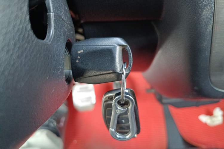 Used CHANGAN KAICHENG Taurus 2011 1.3L Standard Version