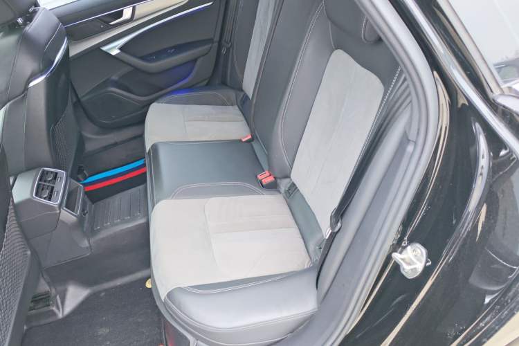 Used Audi A6L 2022 40 TFSI Luxury Dynamic Model Left Rear Seat