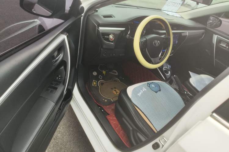 Used Toyota Corolla 2016 Dual-Engine 1.8L E-CVT Elite Edition