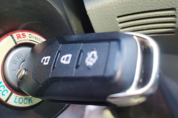 Used Ford Everest 2017 2.0T Gasoline Automatic 4x4 Flagship Edition 7 Seats