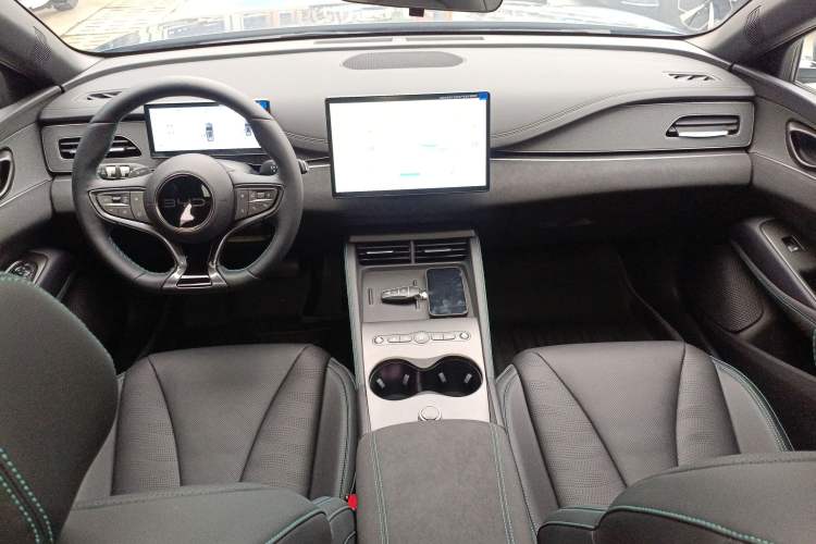 Used BYD Seal 06 DM-i Touring 2025 Model DM-i 150KM Deluxe Center Console