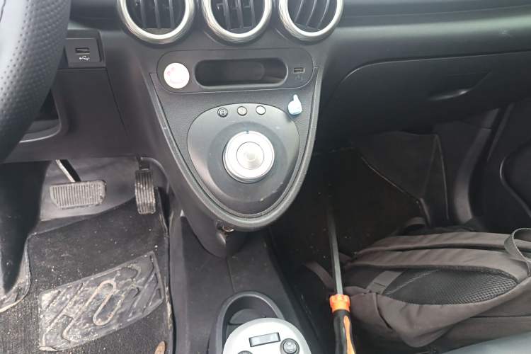 Used ORA Black Cat 2019 351 km Family Edition