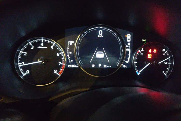 Used Mazda 3 Axela 2023 2.0L Automatic ZhiZhen Edition
