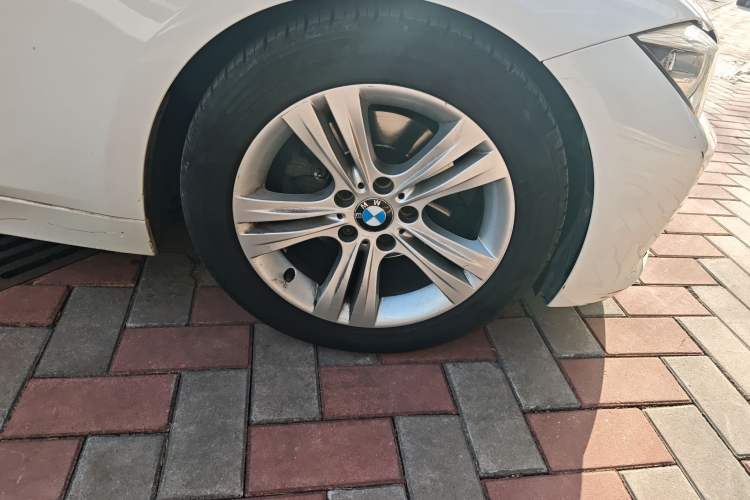 Used BMW 3 Series 2015 316i Sport Design Package
