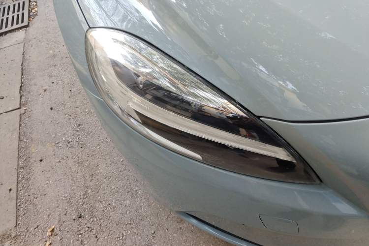 Used Volvo V40 2018 T3 Zhiyi Edition
