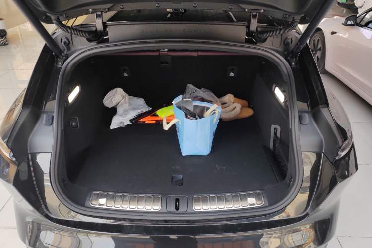 Used Nio ET5T 2024 75kWh Touring