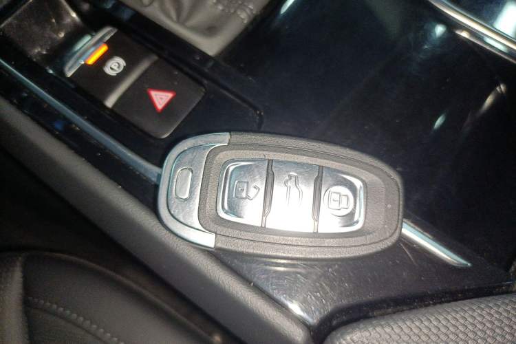 Used Hongqi E-QM5 2023 560km PLUS Vehicle Key