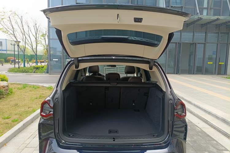 Used BMW X3 2023 Restyled xDrive30i Leading Edition M Night Sky Package
